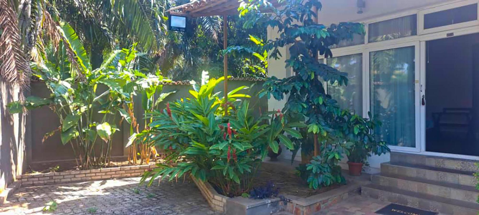 Hotel Safari Gate Bujumbura Esterno foto